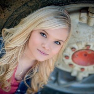 Meet your Posher, Terra